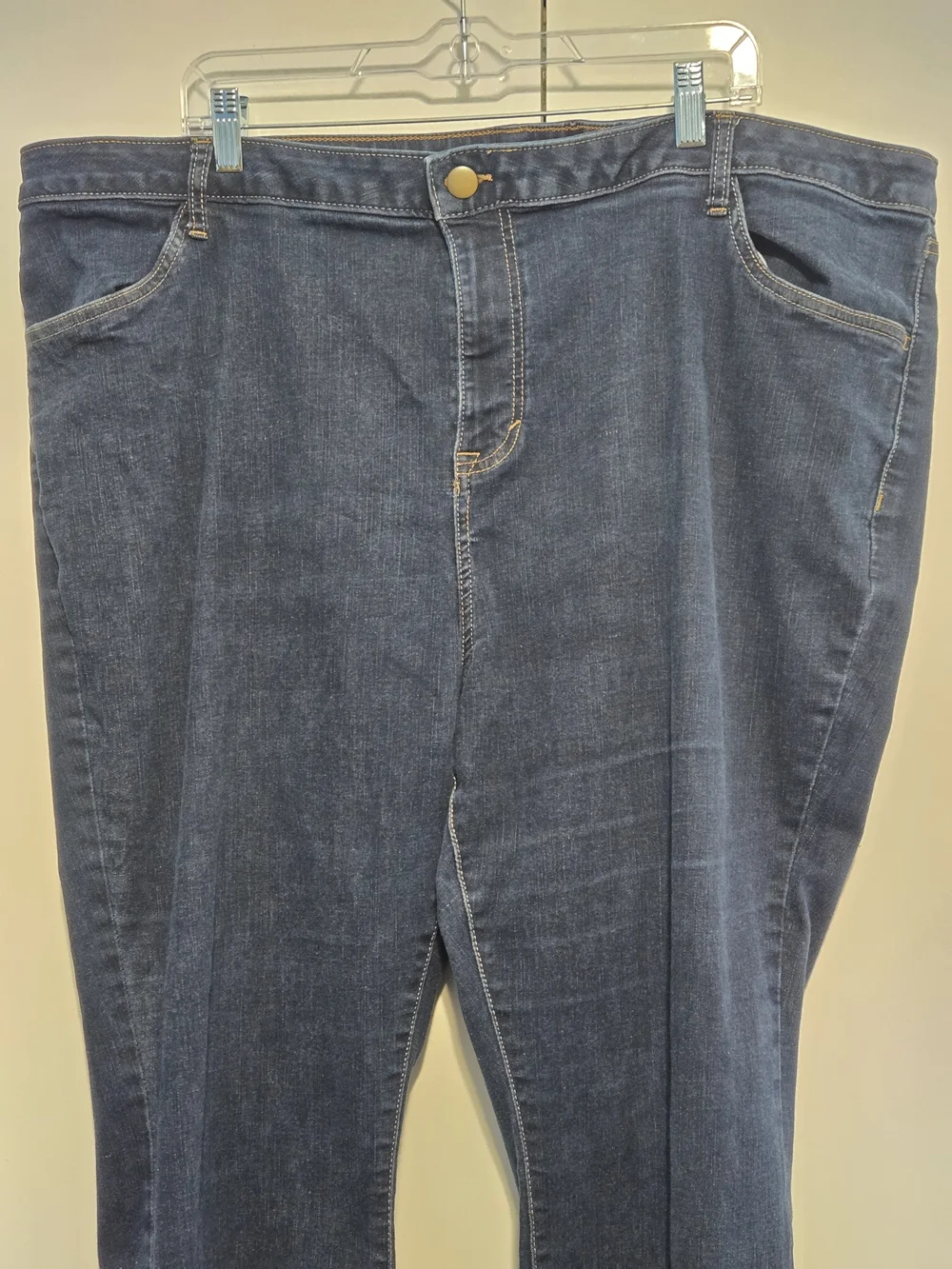 EVRI 24W/S Mid‑Rise Bootcut Jeans – Dark Wash Stretch Denim - Picture 2 of 7